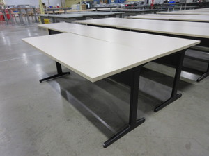 lot 324 image: HERMAN MILLER LAMINATE TOP TABLES WITH BLACK METAL BASES