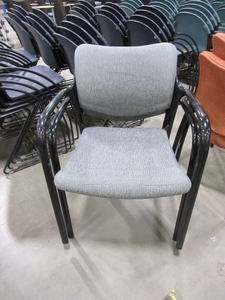 lot 389 image: HERMAN MILLER ASIDE STACKING CHAIRS