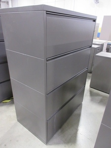 lot 433 image: HERMAN MILLER MERIDIAN LATERAL FILE