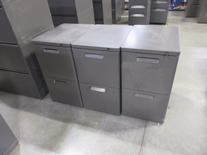 lot 453 image: FREESTANDING FILE PEDESTALS
