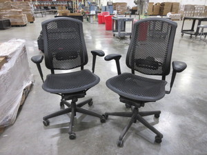 lot 499 image: HERMAN MILLER CELLE CHAIRS