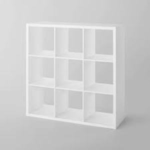 lot 1 image: 9 Cube Organizer - Brightroom-White