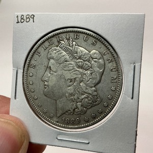 lot 58 image: 1889 Silver Morgan Dollar