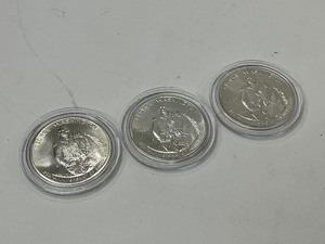 lot 75 image: 3x 1982-D BU Washington Commemorative Half Dollars