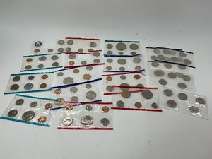 lot 52 image: 1968-2005 Proof Sets