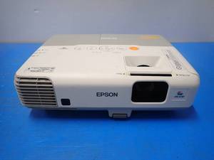 Epson&nbspH382A Projector  1024 x 768 Resolution  2600 ANSI Lumens  Includes power cable&nbsp