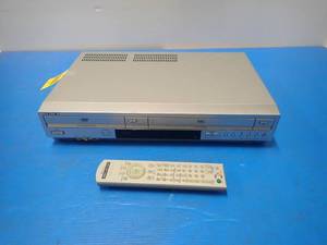 Sony&nbspSLV-D370p DVDVCR Player  Includes Remote  Includes power and display cables