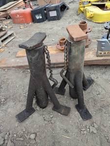 2 Heavy Duty Jack Stands