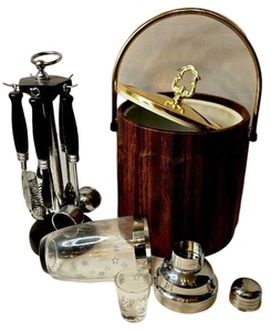 lot 30 image: Barware Set- Ice Bucket, Bar Tools & Cocktail Shaker