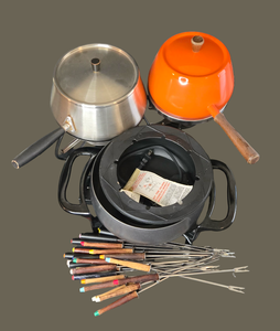 lot 64 image: Fondue Trio