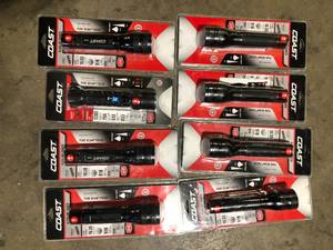 Lot of Coast G450 1630 Lumens Alkaline LED Handheld Flashlight Customer Returns See Pictures