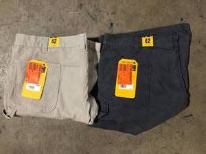 Lot of Assorted Mens Work Shorts Various Models and Conditions Customer Returns See Pictures