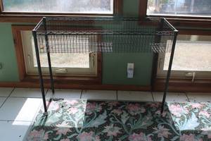 lot 12 image: Metal Wire Console Table with Shelf