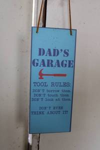 lot 46 image: Dads Garage Decorative Sign