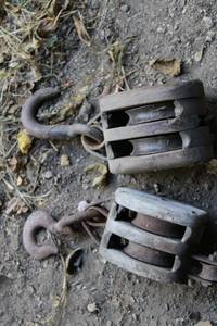 lot 59 image: Vintage Metal Pulley Blocks with Hooks - Set of 2