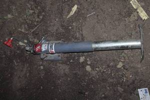 lot 76 image: Dayton Screw Jack - Heavy Duty Construction