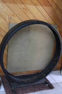 lot 96 image: Metal Ring Log Holder