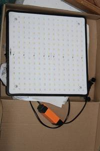 lot 98 image: Green Indoor LED Grow Light Panel with Fluorescent Fixture