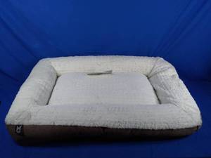New Members Mark Bolster Pet Bed, 30x40