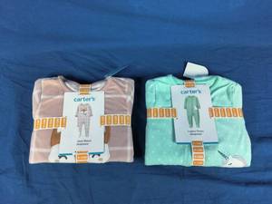 New 2 Carters InfantToddler Long Sleeve Fleece 2 Way Full Zip Footie Sleepwear Size 9 to 12 Month