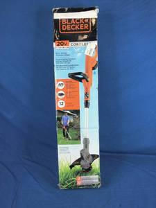 New BLACKDECKER 20-Volt Cordless String TrimmerEdger 2.0 AH