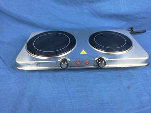 MegaChef Portable Dual Vitro-Ceramic Infrared Cooktop