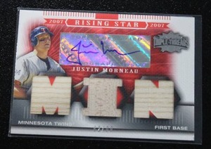 lot 18 image: 2007 Topps Triple Threads Rising Star Justin Morneau Autograph Relic 6299  Only 99 Exist