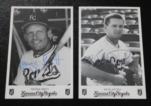 lot 29 image: Kansas City Royals 5x3 Autograph Photo George Brett & Kevin Seitzer Lot  2 Photos
