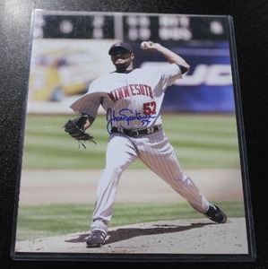 lot 54 image: Minnesota Twins Johan Santana 8x10 Autograph Photo