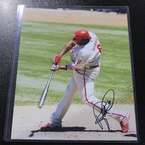 lot 63 image: Philadelphia Phillies Ryan Howard 8x10 Autograph Photo
