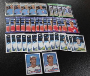 lot 240 image: 1989 Randy Johnson Rookie Card Lot  39 Rookie Cards