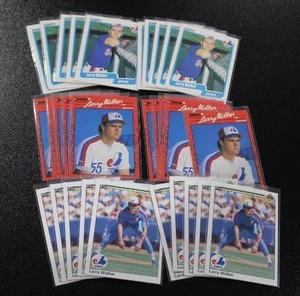 lot 243 image: 1990 Larry Walker Rookie Card Lot  30 Rookie Cards