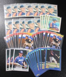 lot 252 image: 1989 Craig Biggio Rookie Card Lot  51 Rookie Cards