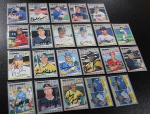 lot 262 image: 1989 Fleer Baseball In Person Autograph Lot  22 Cards