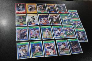 lot 271 image: 1988 & 1989 Score Baseball In Person Autograph Lot  23 Cards
