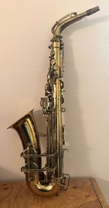 lot 94 image: Vintage Buescher True Tone Saxophone