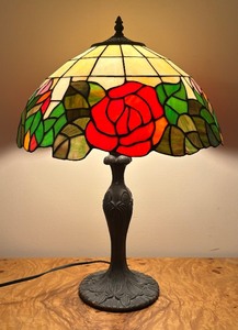lot 98 image: Stunning Stained Glass Lamp