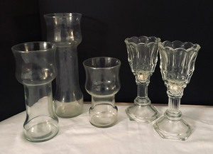 lot 126 image: Variety of Classy Candle Holders