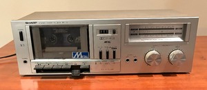 lot 233 image: Vintage Sharp RT-10 Stereo Tape Deck