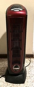lot 235 image: Lasko 5135 Tower Heater
