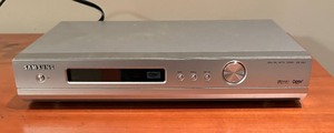 lot 266 image: Samsung SIR-T451 Digital HDTV Tuner