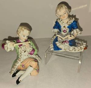 lot 48 image: Pair of Porcelain Victorian Figures