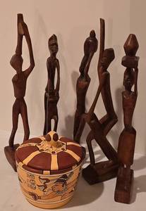lot 146 image: Ethnic Character Figures and Terra Cotta Bowl