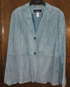 lot 253 image: Vintage Jones New York Sueded Leather Jacket
