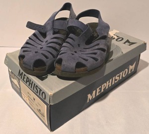 lot 394 image: Mephisto Sandals