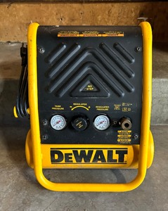 lot 360 image: DeWalt Air Compressor