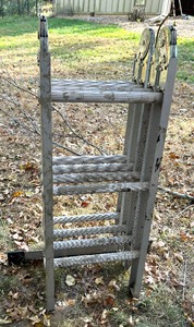 lot 386 image: Werner M612 Ladder