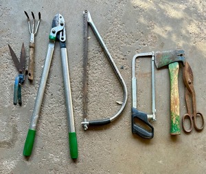 lot 360A image: Variety of Hand Tools