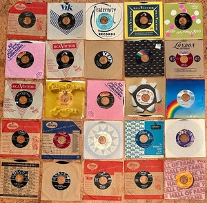 lot 410 image: Variety of Vintage 45 Vinyl Records