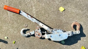 lot 351 image: American Power Pull Portable Cable Puller